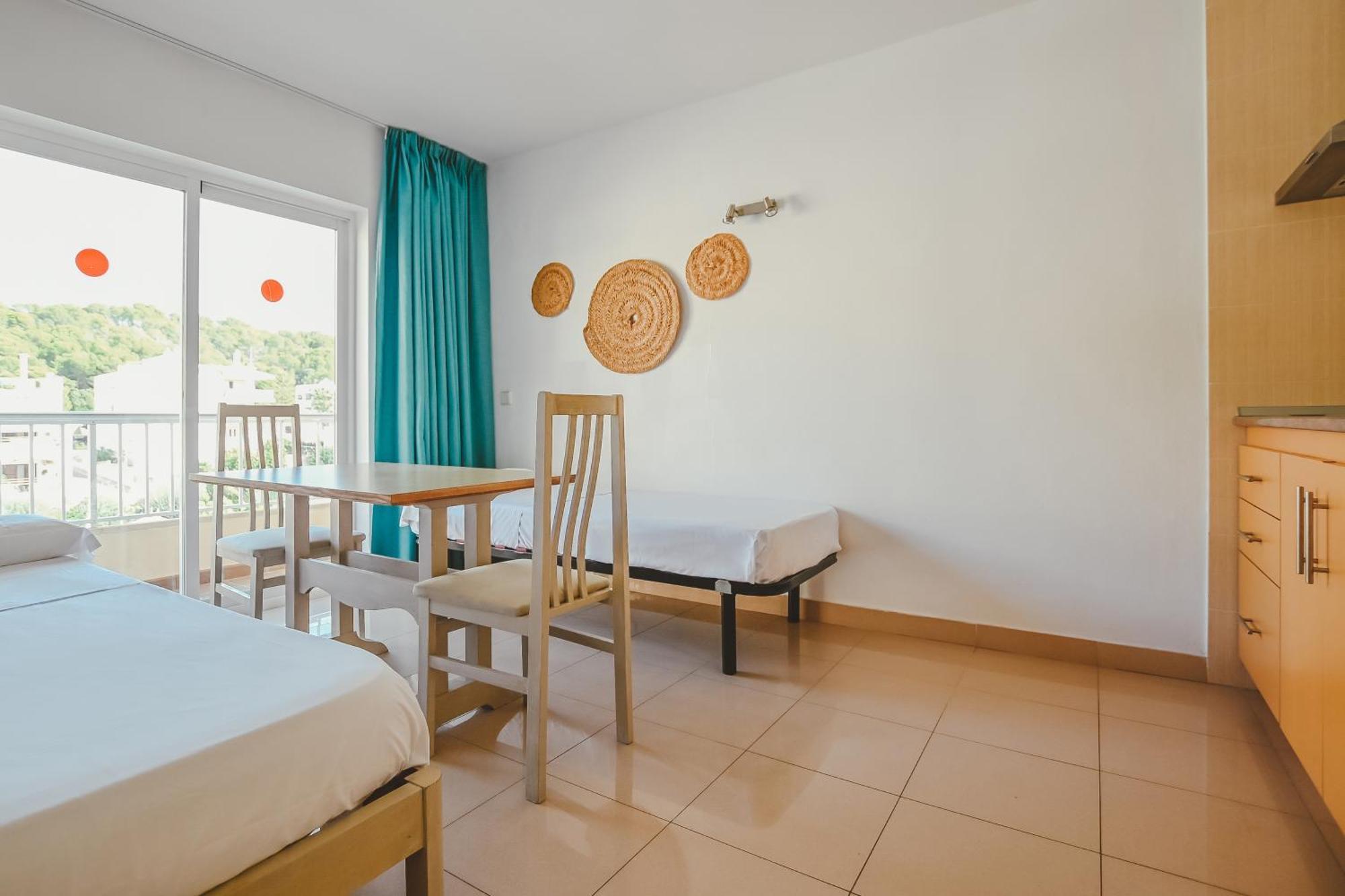 Hotel Lliteras Cala Ratjada  Exterior photo